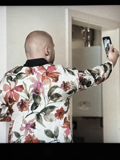 kasiaer69 - #slubodpierwszegowejrzenia  ten koleś jest turbo żałosny