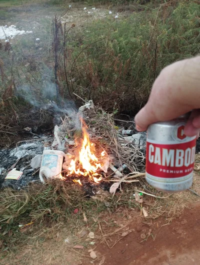romek777 - #raportzpanstwasrodka 

U mnie już śmieci spalone. Teraz czas na Cambodia....
