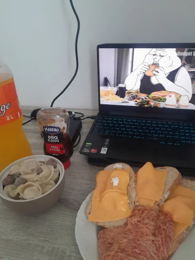 Juliusz-Banioski - posiłek po 1 zmianie w kołchoz. miało być tanio a wyszło 40zl........