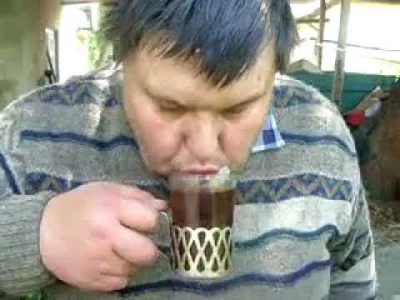 odri_hepbern - Gorzka kawa staje się przypomnieniem, jak bardzo brakuje słodkiego życ...