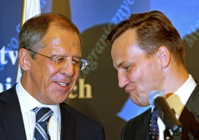 TOPOLEJESTOBOWI - Tusk i Sikorski jak zwykle bezczelnie kłamią w żywe oczy, manipuluj...