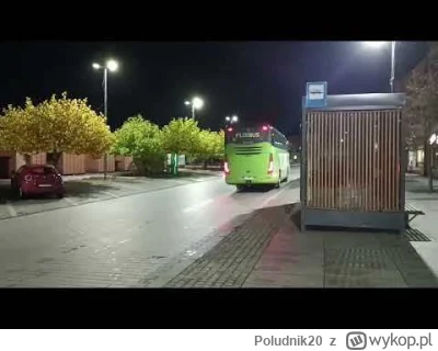 Poludnik20 - Flixbus do czeskiej Pragi na pl. Kościuszki, głównym placu Tomaszowa Maz...