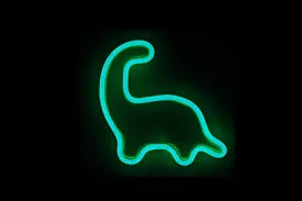 usunelisciemikonto - @ObslugaRadomskiegoLotniska: wiadomo co  on tam ogląda