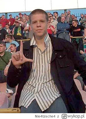 Nie4tzsche4 - Wczoraj grał w Lidze mistrzów, dzisiaj zakopcił stadion Legii 
#mecz
