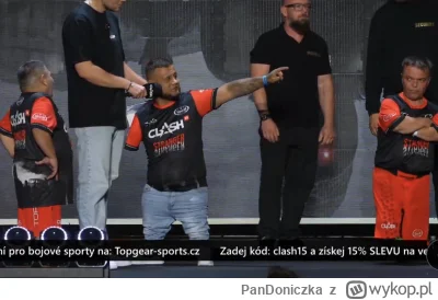 PanDoniczka - Kurde co tam się odwala w tych Czechach. Kadłubki i jeszcze bez ręki ( ...