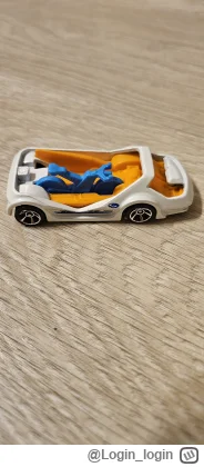 Login_login - Lech Roch Pawlak chyba otworzył fabrykę samochodzików. Do kupienia w Di...