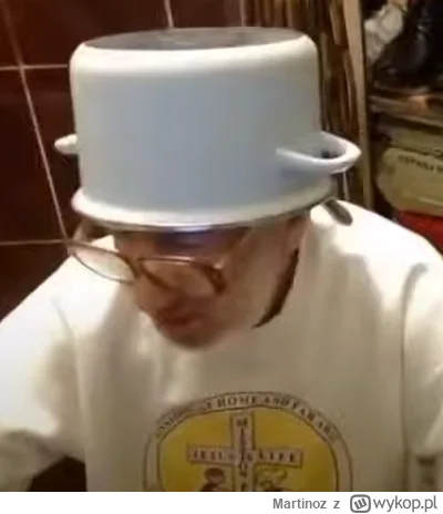 Martinoz - @Krokodillo11: Załóż garnek na głowę i zrób foto, wyślemy