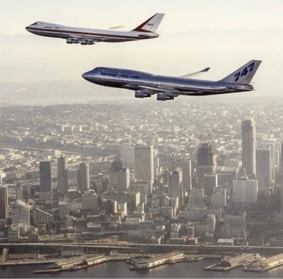 wfyokyga - Samolociki na tle Tarnowa