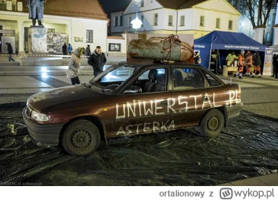 ortalionowy - @piSSowiec39: ( ͡° ͜ʖ ͡°)