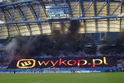 Bee-segz - @grajdowy: