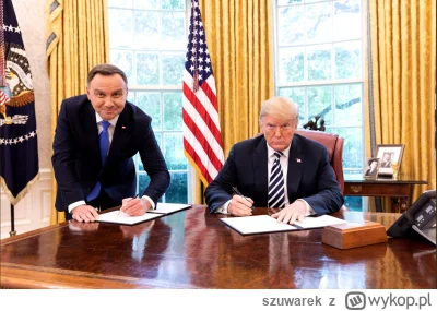 szuwarek - @Shoujiki: ciekawe czy mu chociaż krzesło dadzą