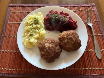 dsi_ - Jeśli chodzi o klasykę niedzielnego obiadu to są dwa najpopularniejsze wariant...