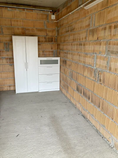 MyOwnWorstEnemy - Wreszcie dorwałem mieszkanie na czas #studia
Standard skromny - ike...