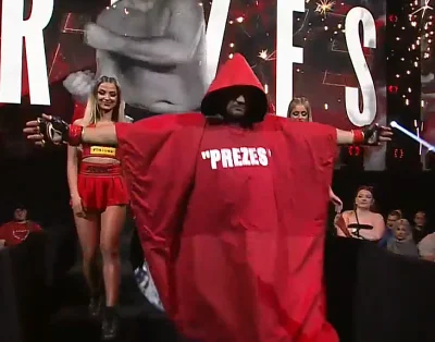 zbychuzbychu1 - #famemma Może i trenuje 3 lata ale za to przegrał