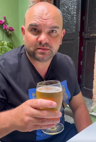 hans-kloss-23 - #raportzpanstwasrodka #jareknaemigracji    A ty gdzie byleś na wakacj...