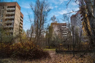 U.....a - @UrbanizacjaJerzegoUrbana: A te stoją od 40 lat zupełnie nieużywane i też j...