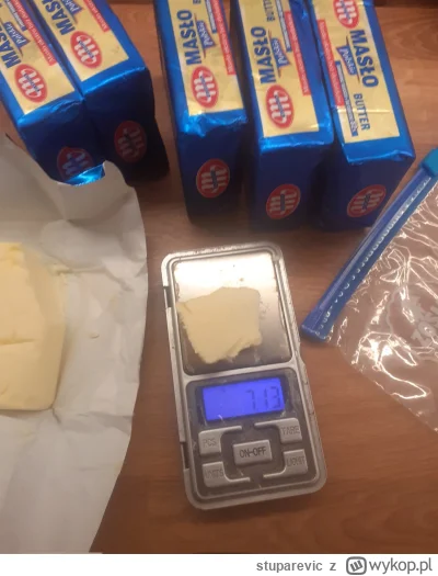 stuparevic - Ciężkie czasy w Polsce. Trzeba porcjować masło i handlować na dzielni. P...