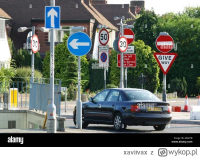 xaviivax - @piotr7557: W UK też nie brakuje niepotrzebnego nagromadzenia znaków.