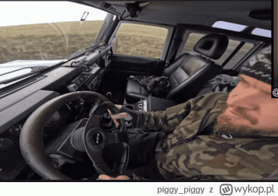 piggy_piggy - Zwyrol w drodze do Marianny żeby spytać ją co sądzi o założeniu onlyfan...