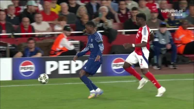 Minieri - Co ten sędzia...

Mirror: https://streamin.one/v/a9f6ae04

#mecz #meczgif