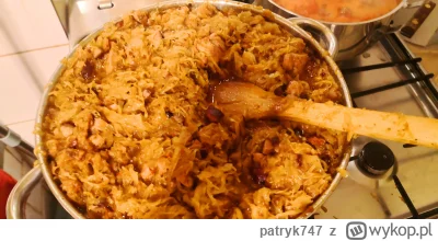 patryk747 - 1:45 w nocy, a ja gotuję że swoją mamą bigos. I weź to Panie tera wymiesz...