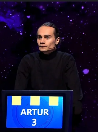 mindy-moo - @Alessandro: Wygląda jak ten ekonomista co pobił rekord: