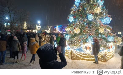 Poludnik20 - Wspólne odpalenie choinki i świątecznych iluminacji na głównym placu Mia...