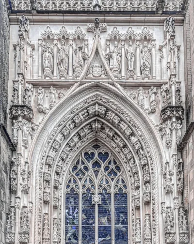 F1A2Z3A4 - #365budynkow - do obserwowania

11/365 - Katedra w Lozannie- Jean Cotereel...