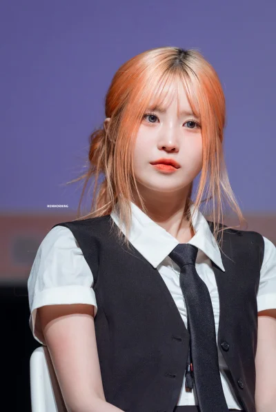 XKHYCCB2dX - #koreanka #hayoung #fromis9