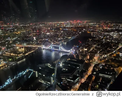 OgolnieRzeczBioracGeneralnie - @Clermont: Jestem po wycieczce, na Sky Garden są darmo...