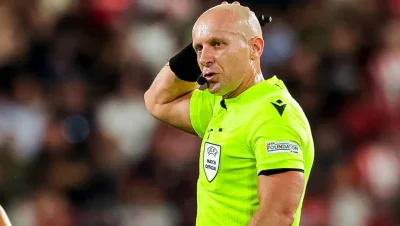 Lyonnais - To można podejść do monitora? #mecz