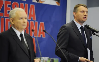 Bujak - @new-object: to jest dla mnie ewenement że gościa który rozkręcał sektę smole...