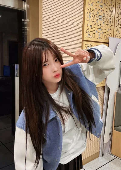 XKHYCCB2dX - #koreanka #hayoung #fromis9