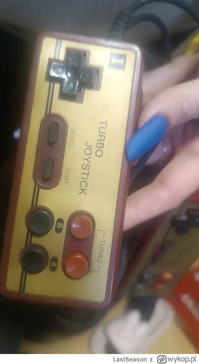 LastSeason - Hej mircy, pytanko. Ktoś wie czy to coś warte jest czy na śmieci to? #ki...