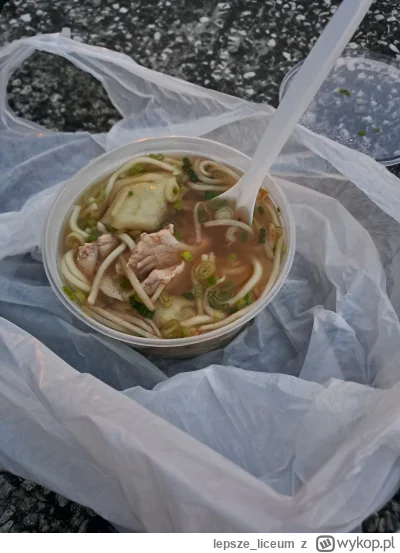 lepsze_liceum - @LePetit2197: weź zupkę won ton Koliego