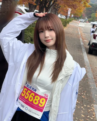 XKHYCCB2dX - #koreanka #yeonhee #rocketpunch