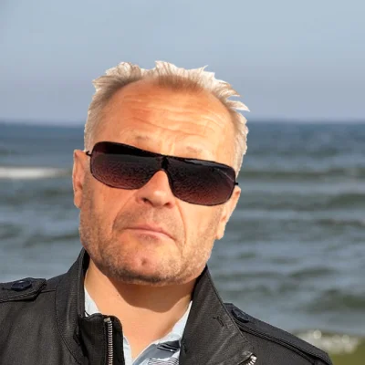 schnippen_schnappen - Wy w #limanowa a on nad wodą ( ಠ ͜ʖಠ)