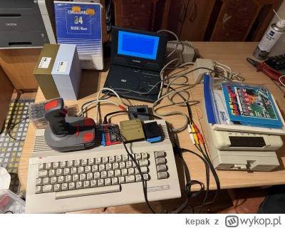 kepak - #commodore #retrogaming #retrocomputing Szykuje się do sprzedaży mojego C64 b...