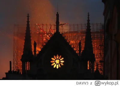 DAVV3 - #paryz2024 
Znicz olimpijski został odpalony