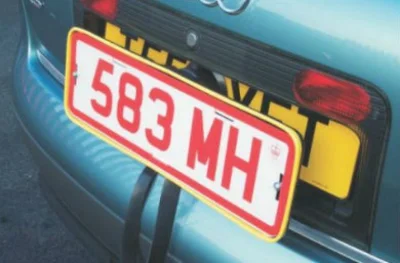 ThinkBackwards - @chlopiec_kucyk: On ma personalizowane tablice rejestracyjne. Tymcza...