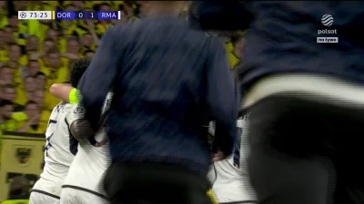 Minieri - Carvajal, Borussia Dortmund - Real Madryt 0:1

Mirror: https://streamin.one...