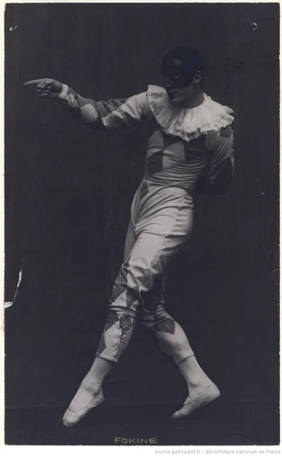GARN - #fotografia #starezdjecia Michel Fokine as a Harlequin, 1910