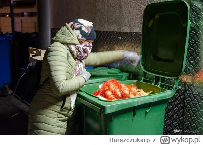 Barszczukarp - #kononowicz #kosno #psychiatria
Hobokolog w damskim kamuflażu na łowac...