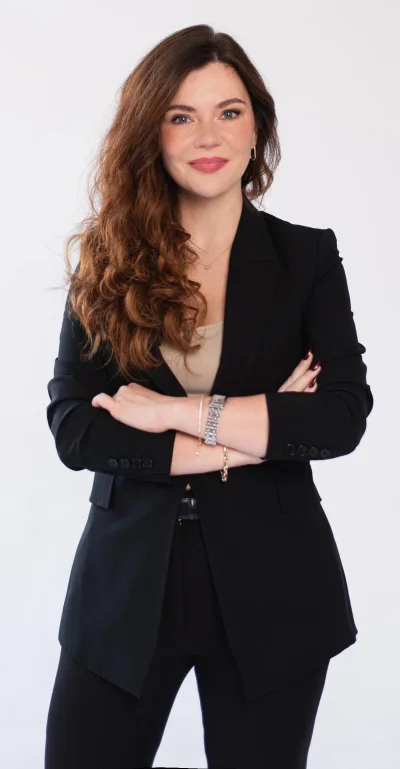 Bela022 - #polityka Doradczyni prezydenta
Ciekawe w czym mu doradza ( ͡º ͜ʖ͡º)