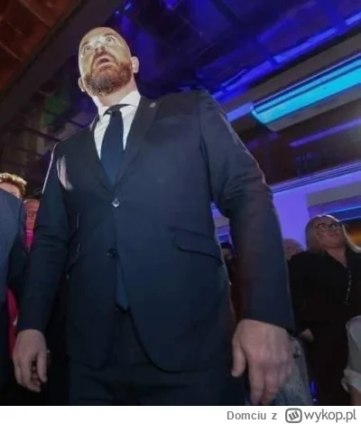 Domciu - Jaca dzisiaj o 6 rano kiedy zamiast kuriera z dietą pudełkową wpadło CBA xD
...