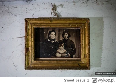 Sweet-Jesus - Chata dziadka Iwana Kuzmicza spłonęła razem z nim wewnątrz, ale przetrw...