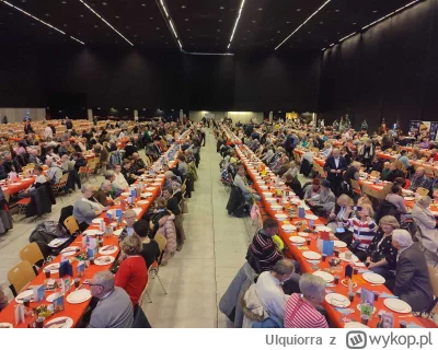 Ulquiorra - Smutny to moment w życiu, kiedy decydujesz się iść na taką wigilię czy to...