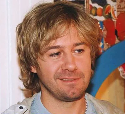 youngP - Nikt nie umiera bez utraty dziewictwa. Życie pieprzy nas wszystkich.
-Kurt C...