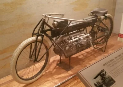 enynejmes - @Zdejm_Kapelusz motocylk można zobaczyć w Air and Space Museum w Waszyngt...