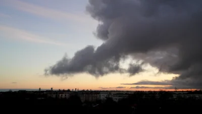 sosna119 - Noc opuszcza Warszawę
#warszawa #chmury #fotka